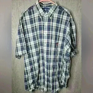 Mens Ralph Lauren short Sleeve shirt size XL.